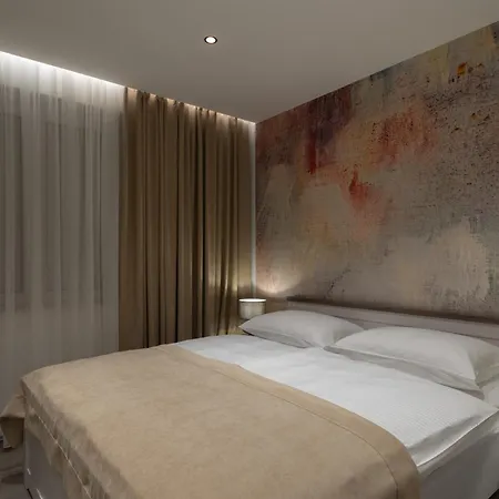 Brand New*city Centre Apart. Kirby *